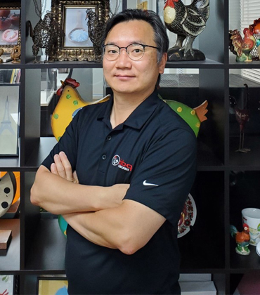 Joseph Kim, bb.q Chicken USA | Food Business Review | High-quality Fried Chicken Products of the Year