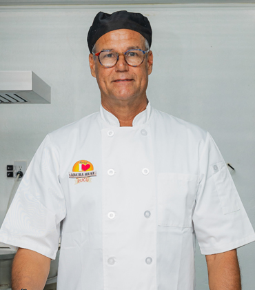 Chef Michel Frank, Aruba Heat | Food Business Review | Top Artisan Hot Sauce Manufacturer in Latin America